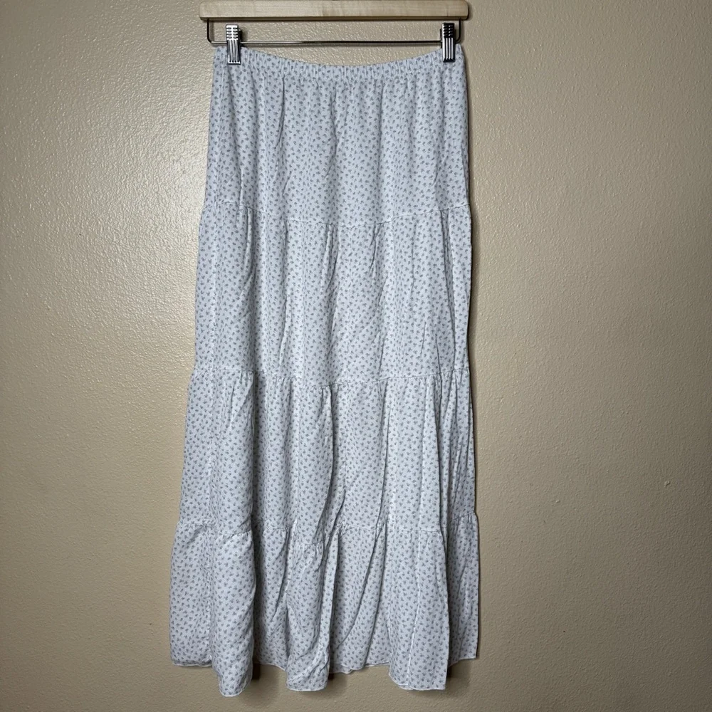 Brandy Melville Izzy Skirt White Maxi Floral Print Elastic Waist Boho - Picture 8 of 8